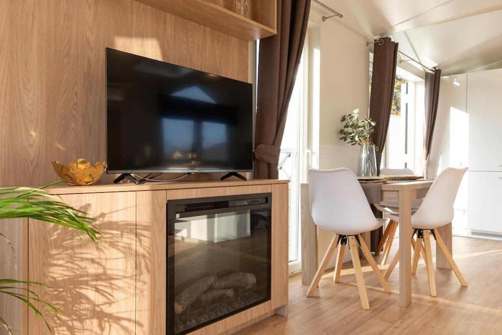 Gemuetliches, Voll Ausgestattes Tiny House Appartement Vilseck Buitenkant foto