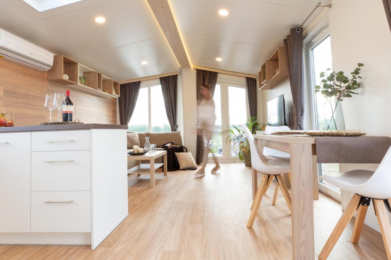 Gemuetliches, Voll Ausgestattes Tiny House Appartement Vilseck Buitenkant foto