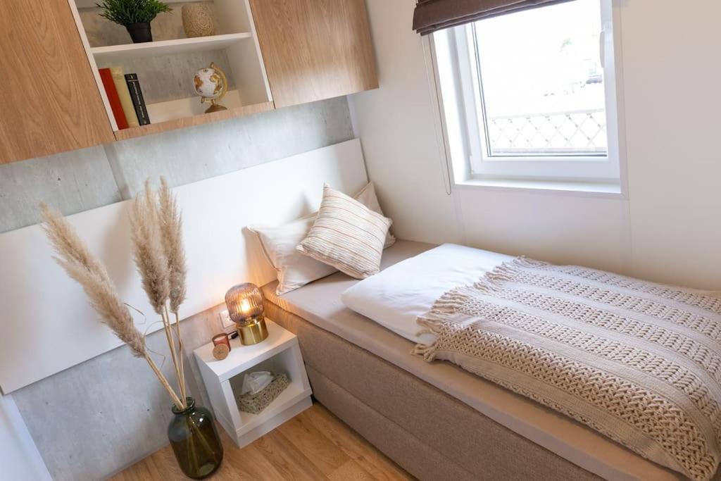 Gemuetliches, Voll Ausgestattes Tiny House Appartement Vilseck Buitenkant foto